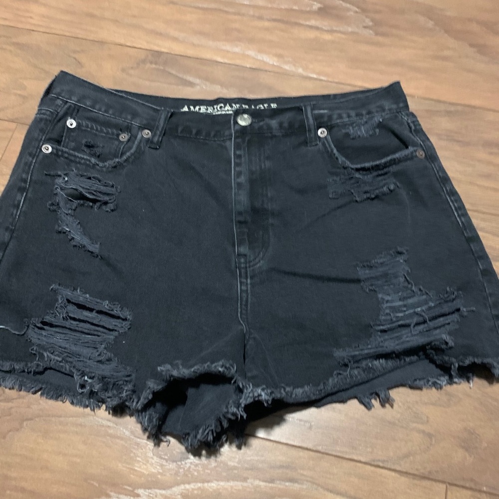 American Eagle ripped black shorts